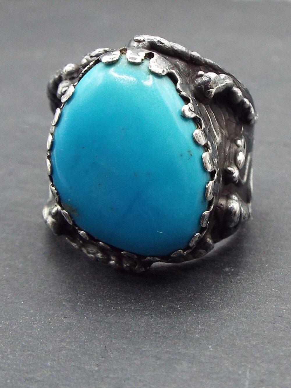 NAVAJO STERLING SLEEPING BEAUTY TURQUOISE CAST ORGANIC NUGGET SETTING SZ 9-10 65